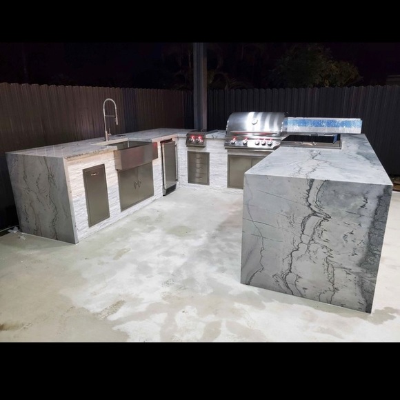 Meet your Posher, Michael 786 806 9440 - Picture 7 of 17